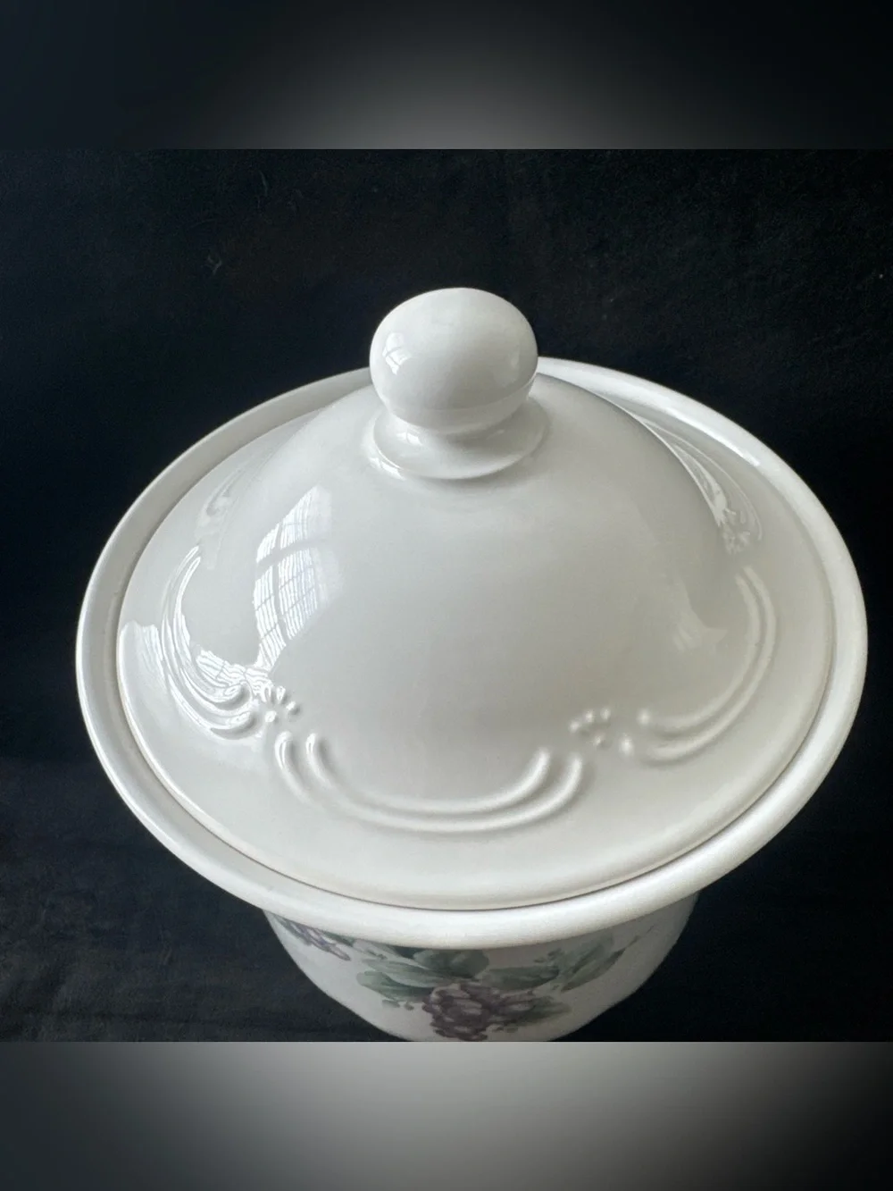 PFALTZGRAFF GRAPEVINE Large Canister Stoneware 9.5” Wine Vineyard Barware